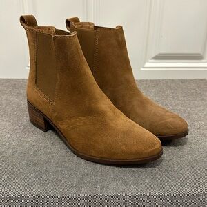 Steve Madden Dover Booties. Size 7. Worn once. Chestnut